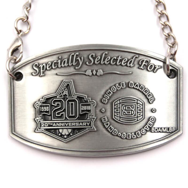 Werksspezifische Medaille zum 20-jährigen Jubiläum mit Metallkette